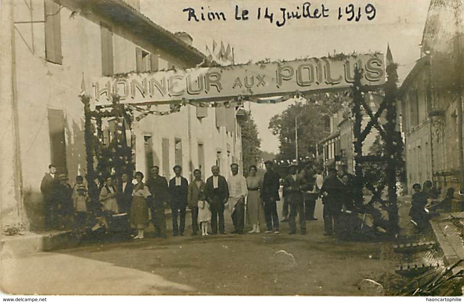 1919 Honneur aux poilus 01